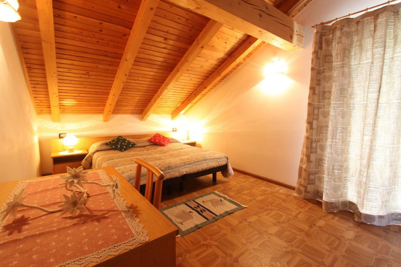 Villa Agritur Chelodi à Cavalese Extérieur photo